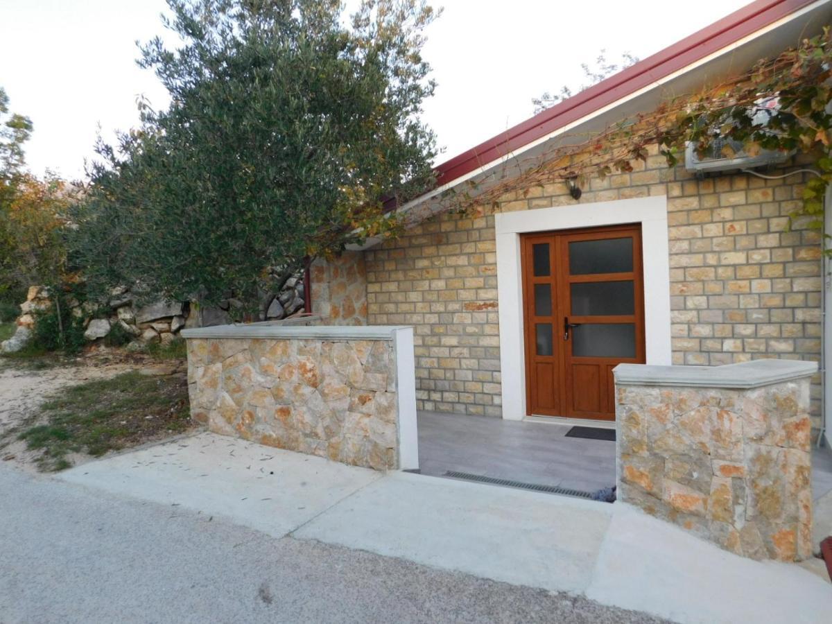 Apartments Zile Starigrad Paklenica Buitenkant foto